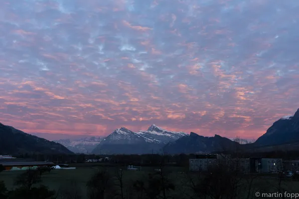40 pastellfarbene Wölkchen