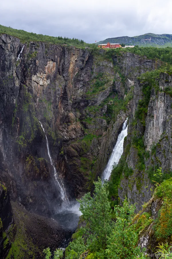 44 Vøringsfossen von unten
