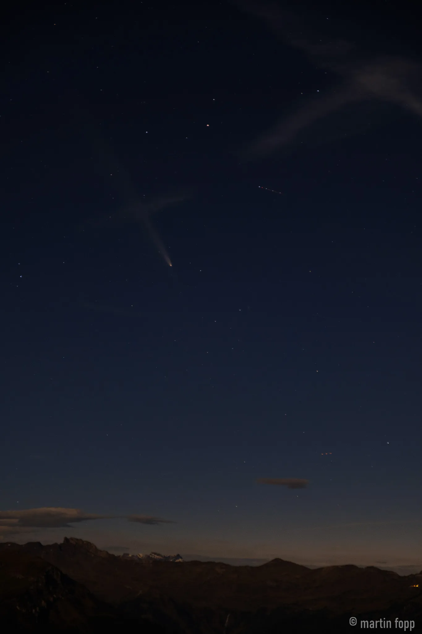 Komet Tsuchinshan-Atlas über den Flumserbergen